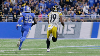 JuJu Smith-Schuster Is Having A Ball